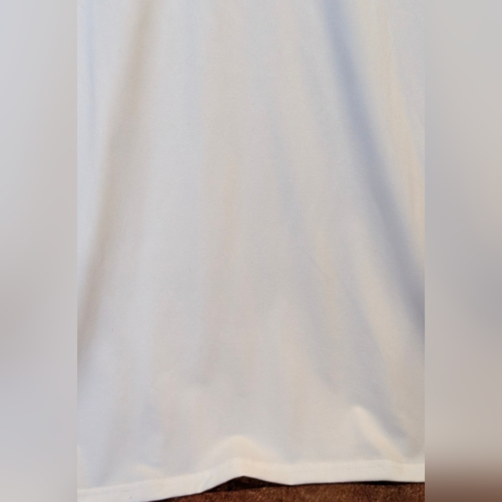 New White Vintage Graphic Tee - Picture 14 of 15